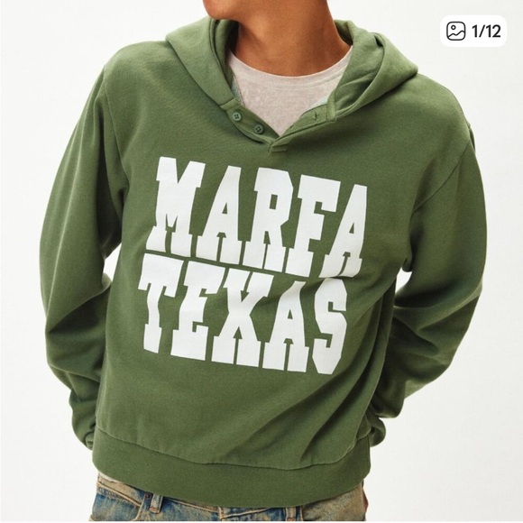 NWT BDG Urban Outfitters Marfa Texas Bonfire Graphic Print Cropped Hoodie - Picture 1 of 6